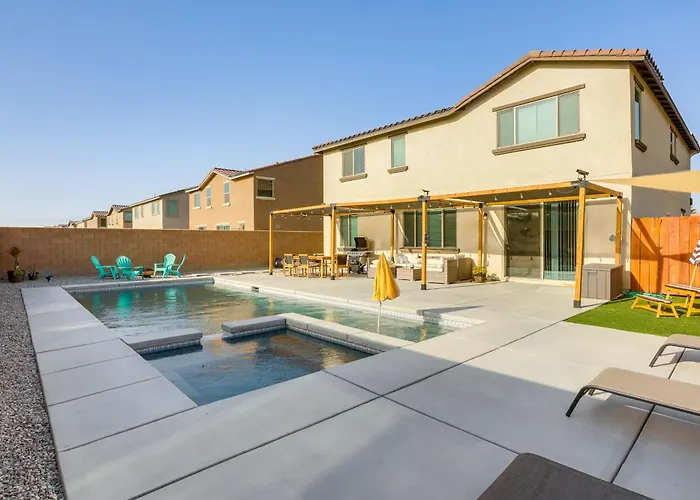 Coachella Home W/ Game Room & 1 Pm Check-Out