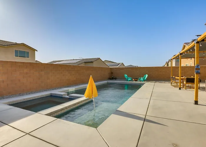 Coachella Home W/ Game Room & 1 Pm Check-Out